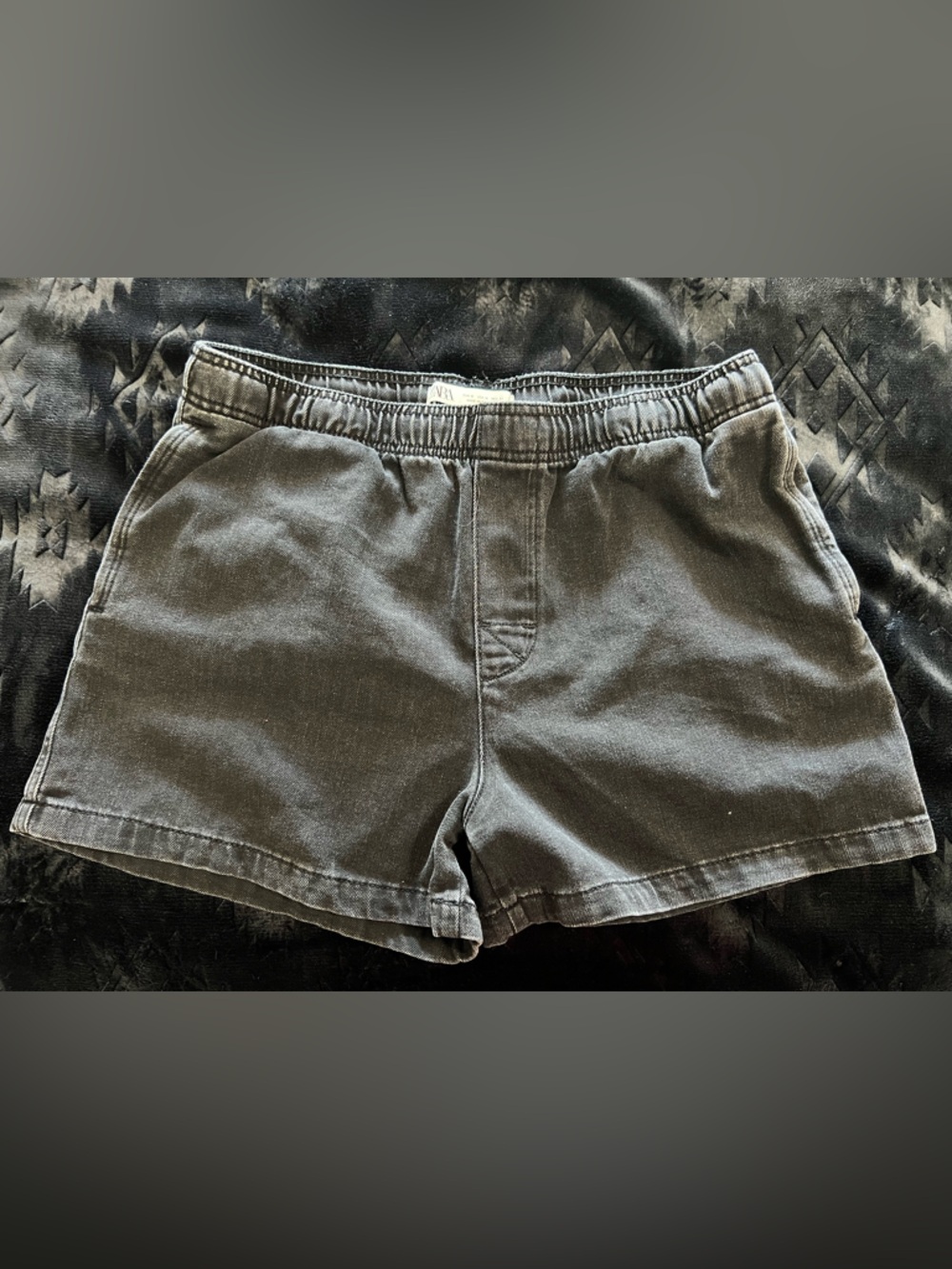 Zara Black Casual Elastic-Waist Shorts